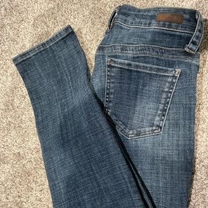 KUT FROM THE KLOTH
Maribel Straight Leg Jean